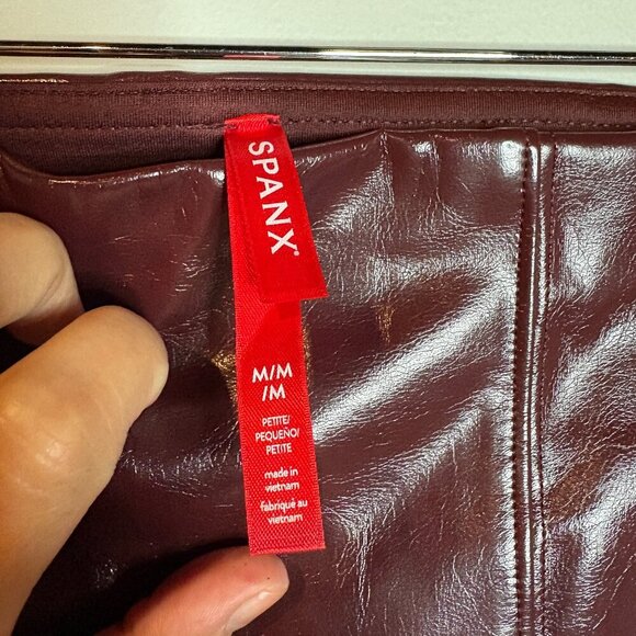 SPANX Faux Patent Leather Leggings Ruby Burgundy - Picture 4 of 6